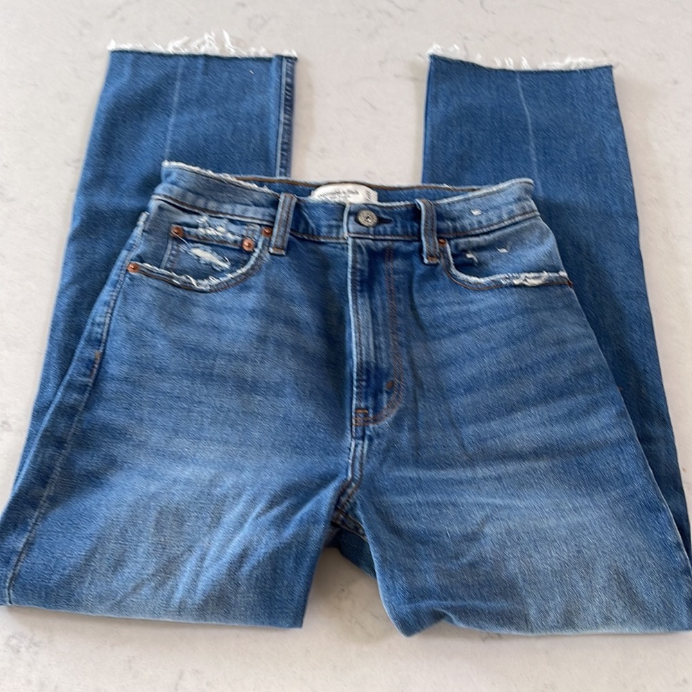 Abercrombie AF Ankle Straight Ultra High Rise